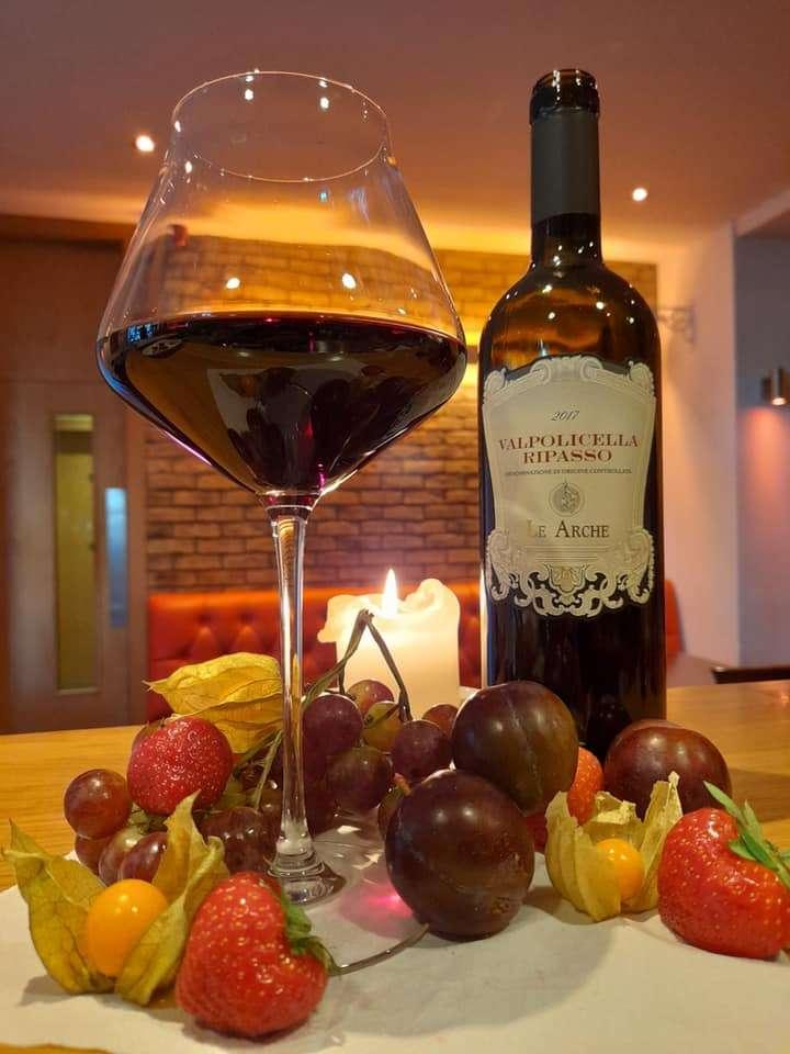 La Ruelle Wine Bar Dublin Town